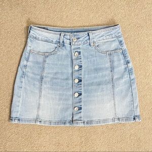 American Eagle “Super Stretchy” Jean Skirt